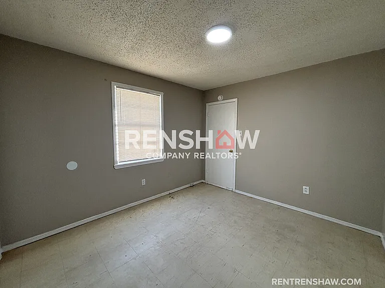 2311 Hubbard Ave — Photo 7