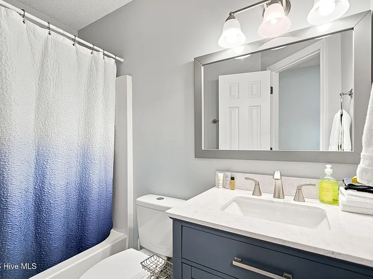 7228 Quail Woods Rd — Photo 15