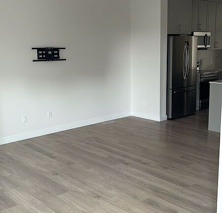 5th image of 16835 30th Ave SW