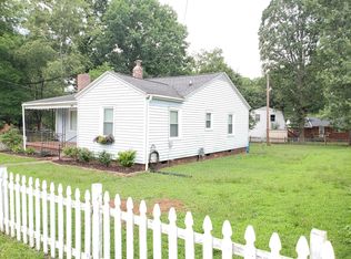 103 N 1st St, Mebane, NC 27302