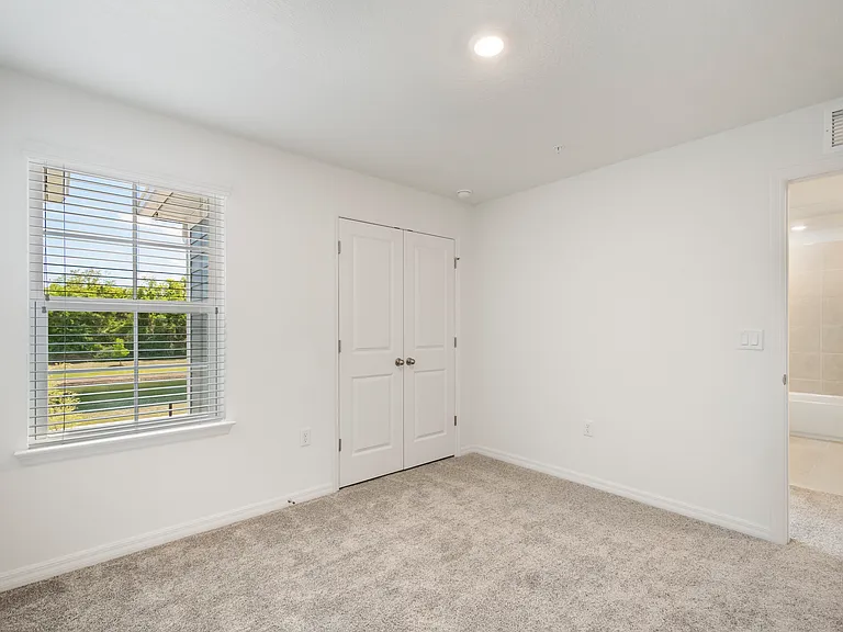 5273 Luisa Ct — Photo 35