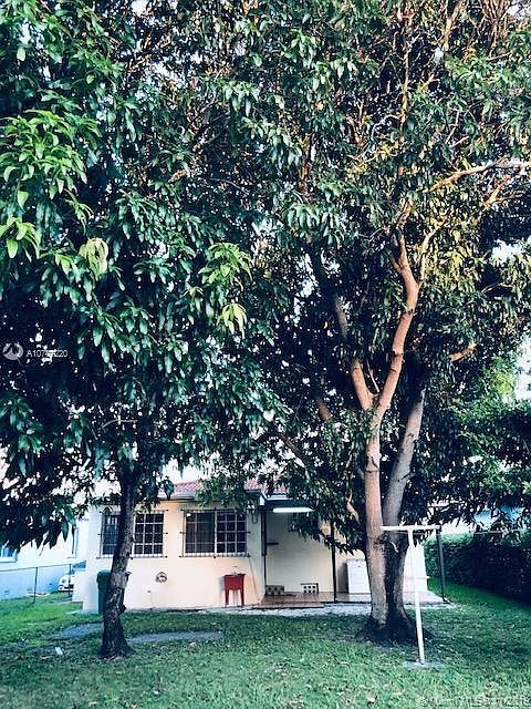 1st image of 330 SW 48th Ave #0