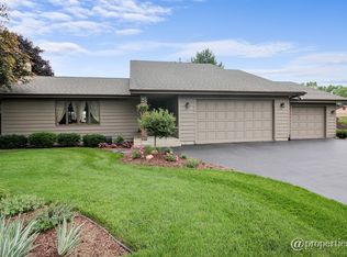 14525 W Country Lane Dr, Wadsworth, IL