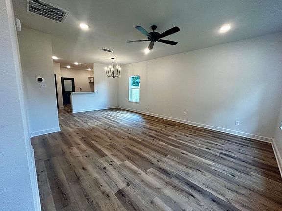 3rd image of 201 E Fleming St
