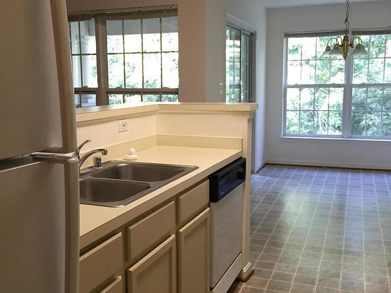 2026 Gov Thomas Bladen Way #301 — Photo 10