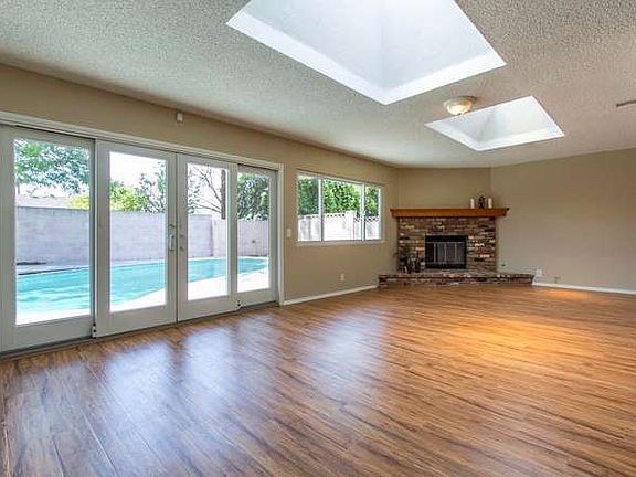 4th image of 6279 Jackie Ave