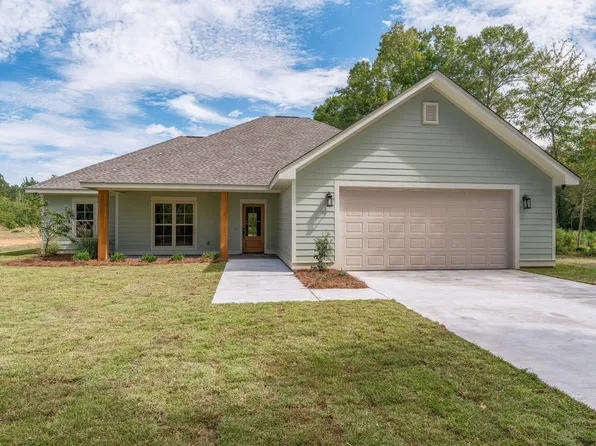 6 Millie Lott Rd, Sumrall, MS 39482