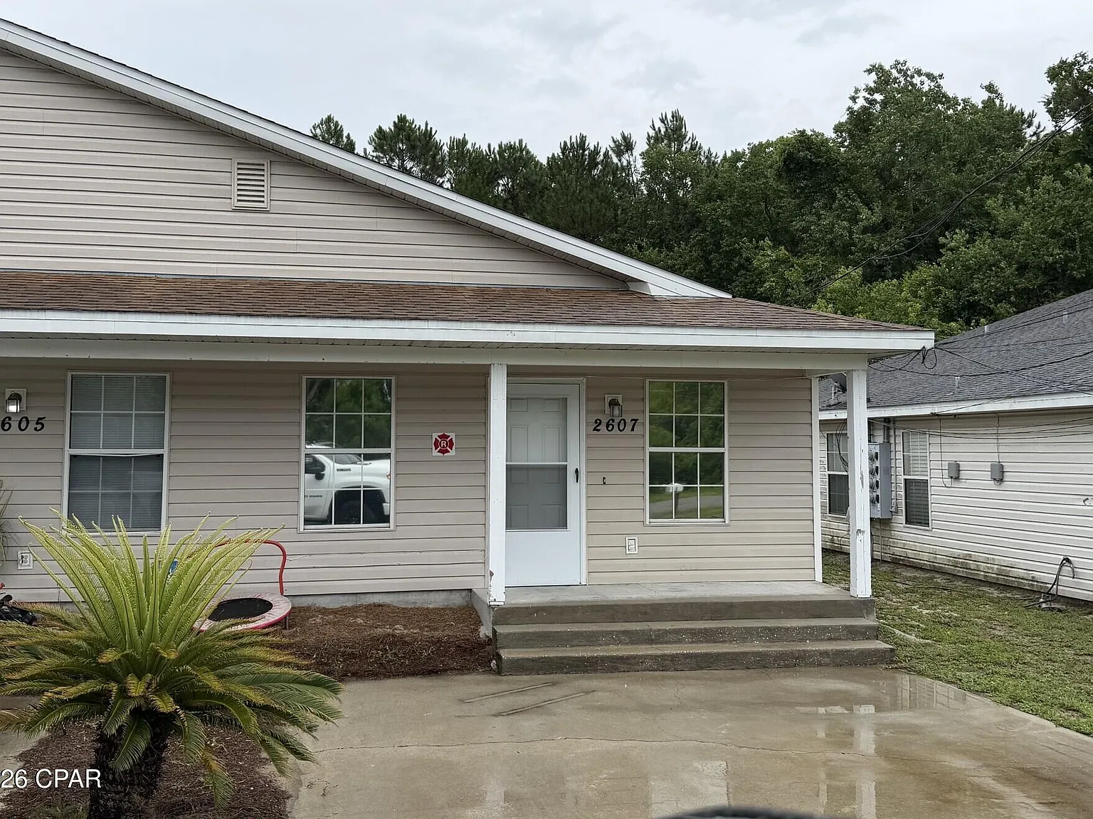 2 bed, 980 sqft, $1,450 — Photo 1