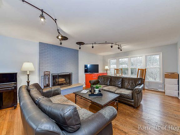 5th image of 41 Dorset Ct