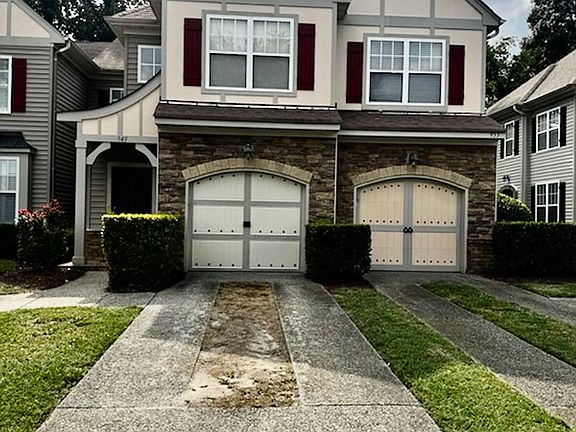 2nd image of 949 Turtle Pond Ln
