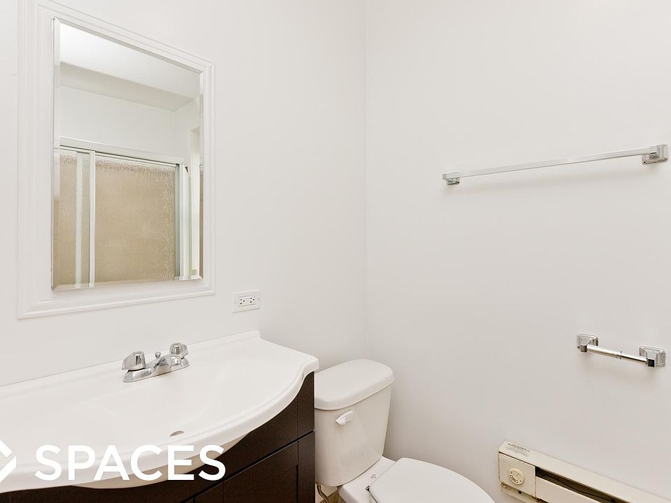 1st image of 1023 W Argyle St #209SRE
