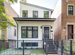 1241 W Nelson St, Chicago, IL 60657