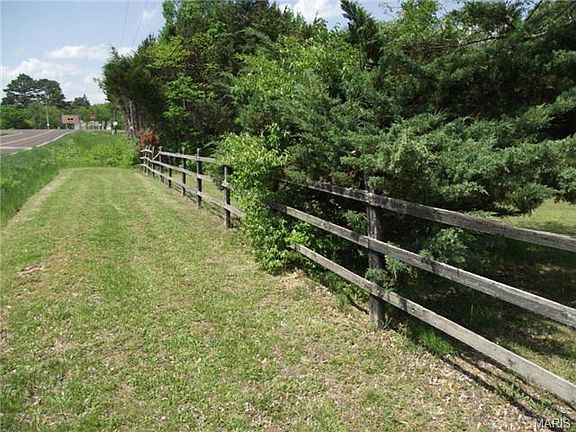 4th image of 15877 State Road T