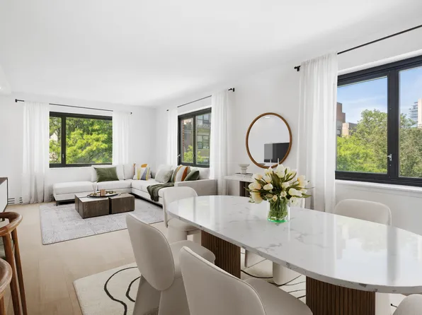 1330 Fifth Avenue 4M image 2 of 10