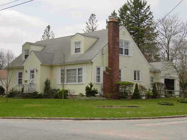 1st image of 217 Bretton Woods Dr