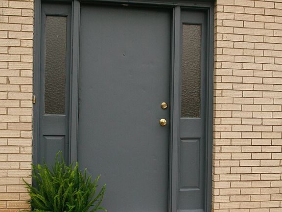 3rd image of 3429 Warwick Ct