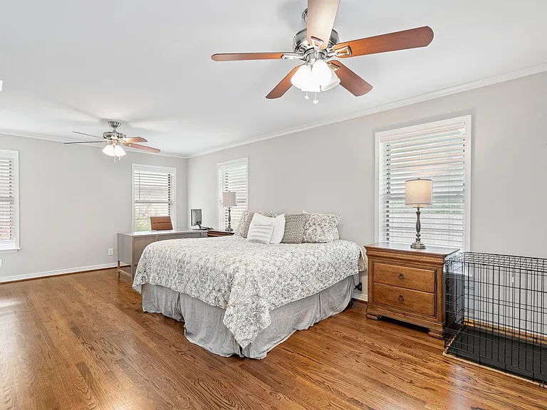 9203 Livenshire Dr — Photo 13