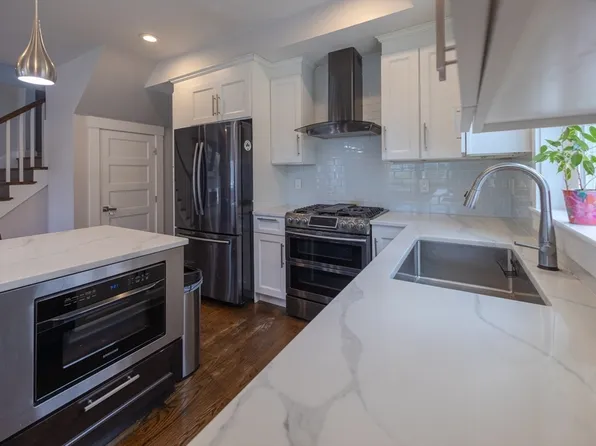 82 Albano St, Roslindale, MA 02131