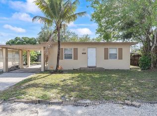 1496 SW 30th Ter, Fort Lauderdale, FL 33312