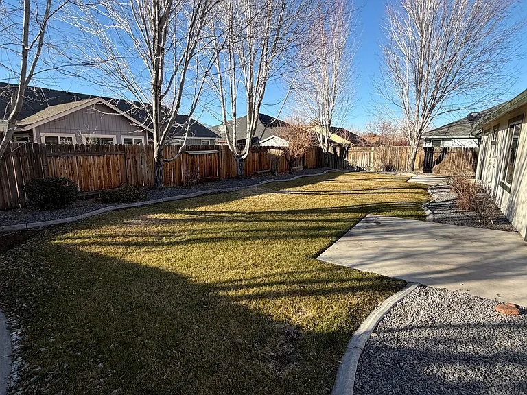 1368 Macenna Ln — Photo 10
