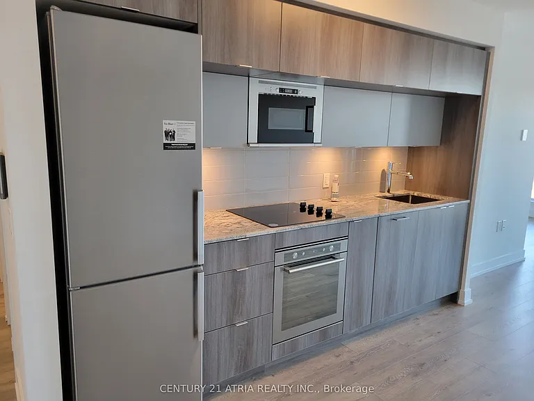 585 Bloor St E #2224 — Photo 13