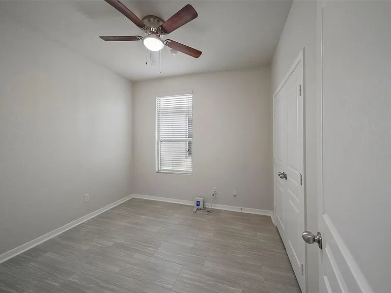 2719 Skyview Long Dr — Photo 21