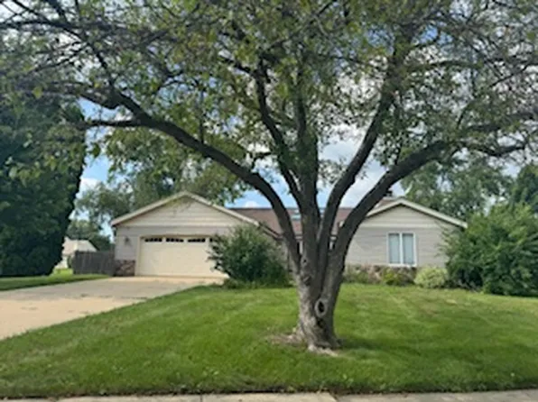 3045 Rosemont Dr, Joliet, IL 60435