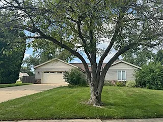 3045 Rosemont Dr Photo 1