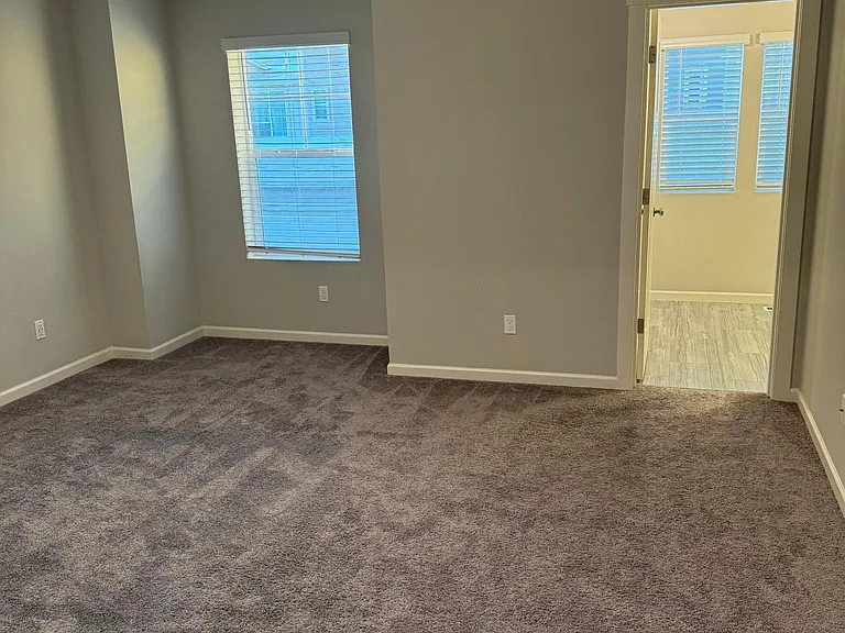 6947 SE Red Alder St — Photo 17
