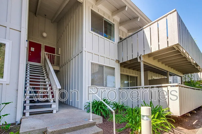 255 S Rengstorff Ave #122