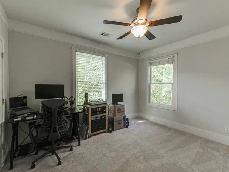 86 Mayson Ave — Photo 27