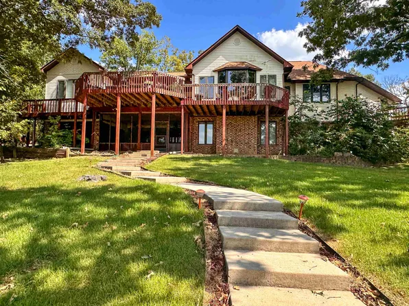 606 S Shore Dr, Horseshoe Bend, AR 72512