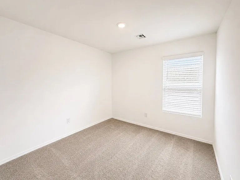 12917 Florence Ln — Photo 11