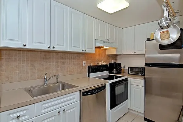 Rented by Demsker Realty | media 3