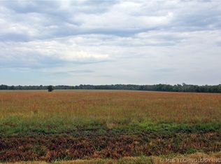 106 E St N, Claremore, OK 74019