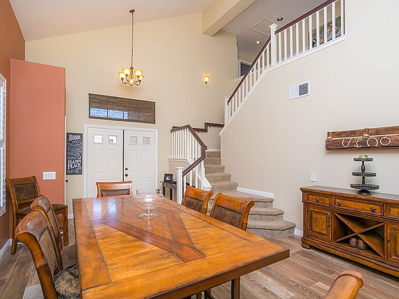 3rd image of 8754 Gracilior Ct