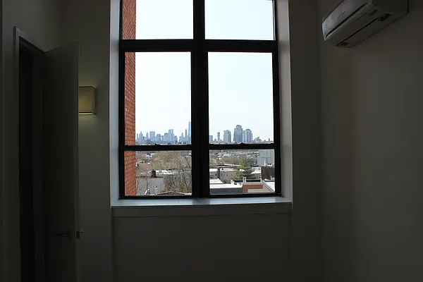 Rented by Sam Tabak | media 90