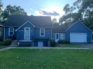 3205 Eastway Dr, ISLAND LAKE, IL 60042