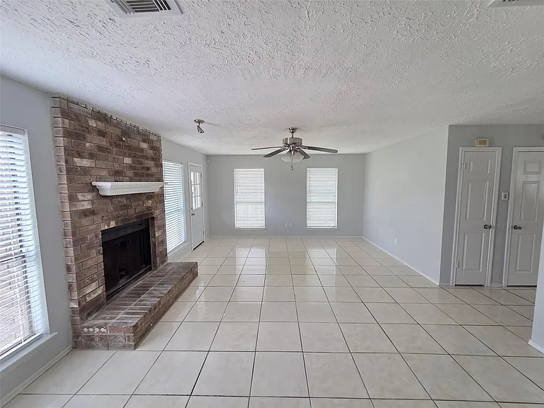 1454 Plumwood Dr — Photo 8