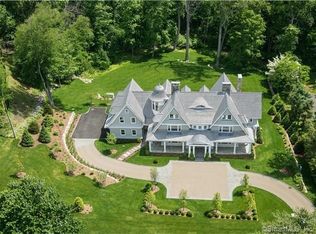 114 Skyview Ln, New Canaan, CT 06840