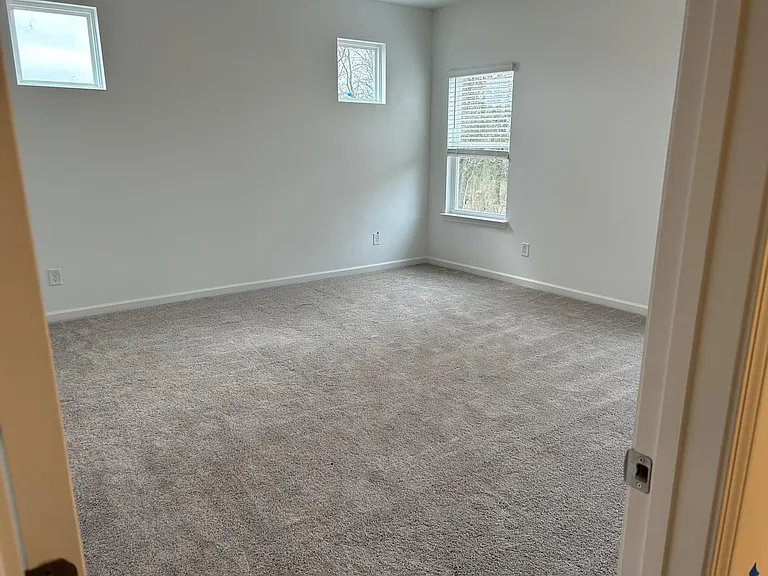 163 Townsend Cir — Photo 10