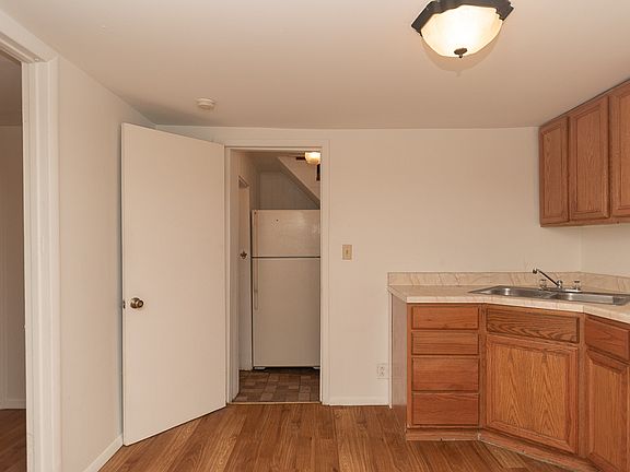 5th image of 1722 N Kimball Ave