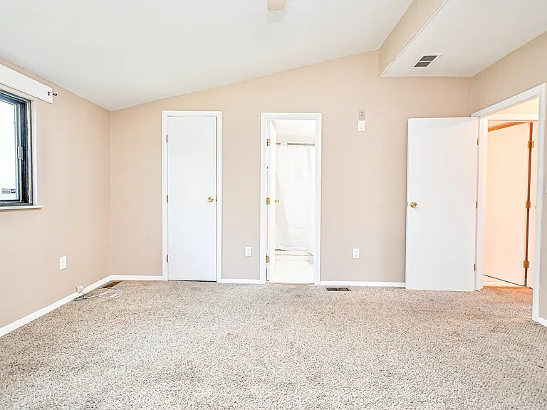 7752 Montgomery Rd #84 — Photo 28