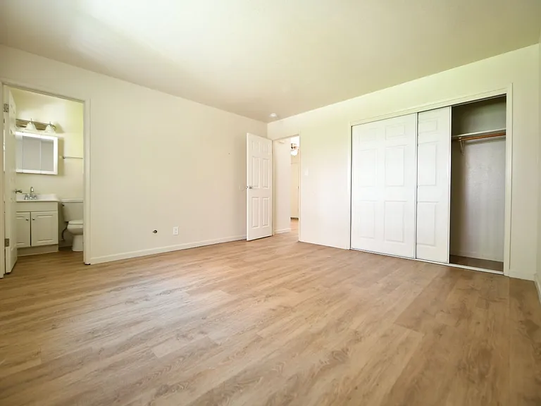 2514 College Ave — Photo 25