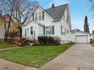 128 East 5th Avenue, Stanley, WI, 54768