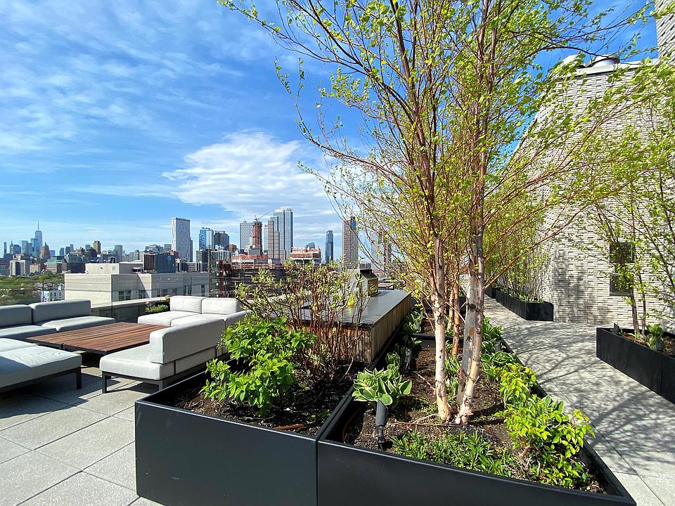2nd image of 613 Baltic St #4F