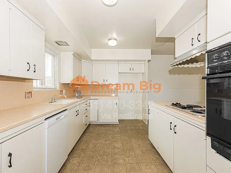 5971 Sunland Pl — Photo 9