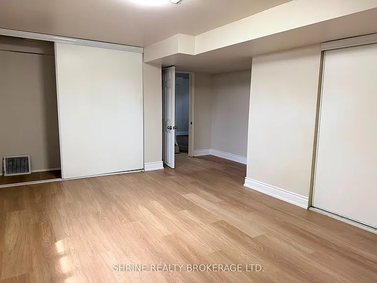 367 Springbank Dr — Photo 13