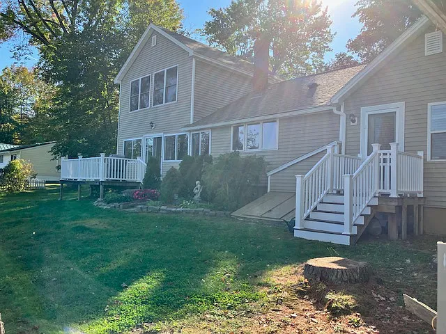 2 bed, 2.5 bath, 2072 sqft, $1,750 — Photo 3