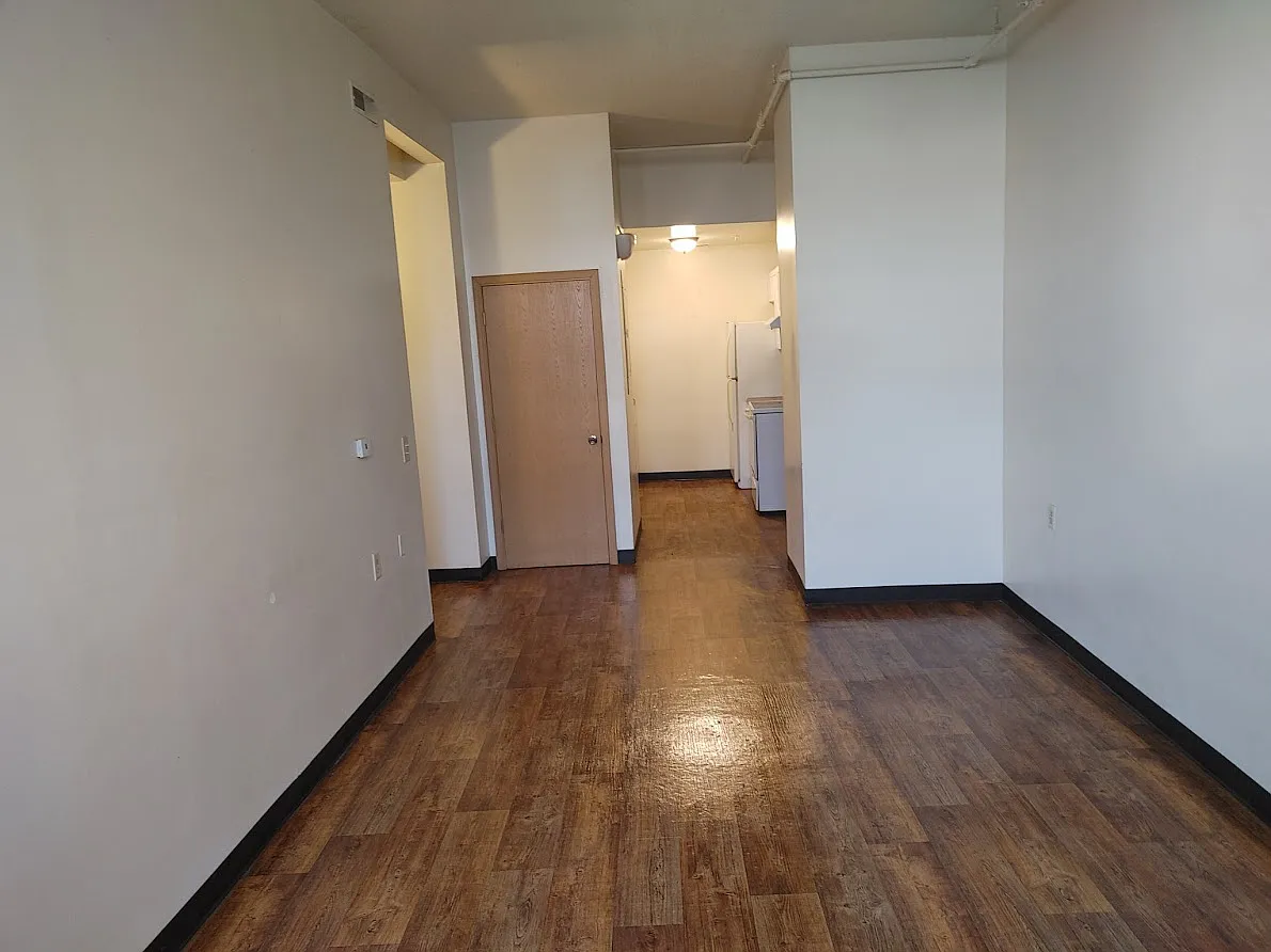 314 Randolph Street - E-107 — Photo 3